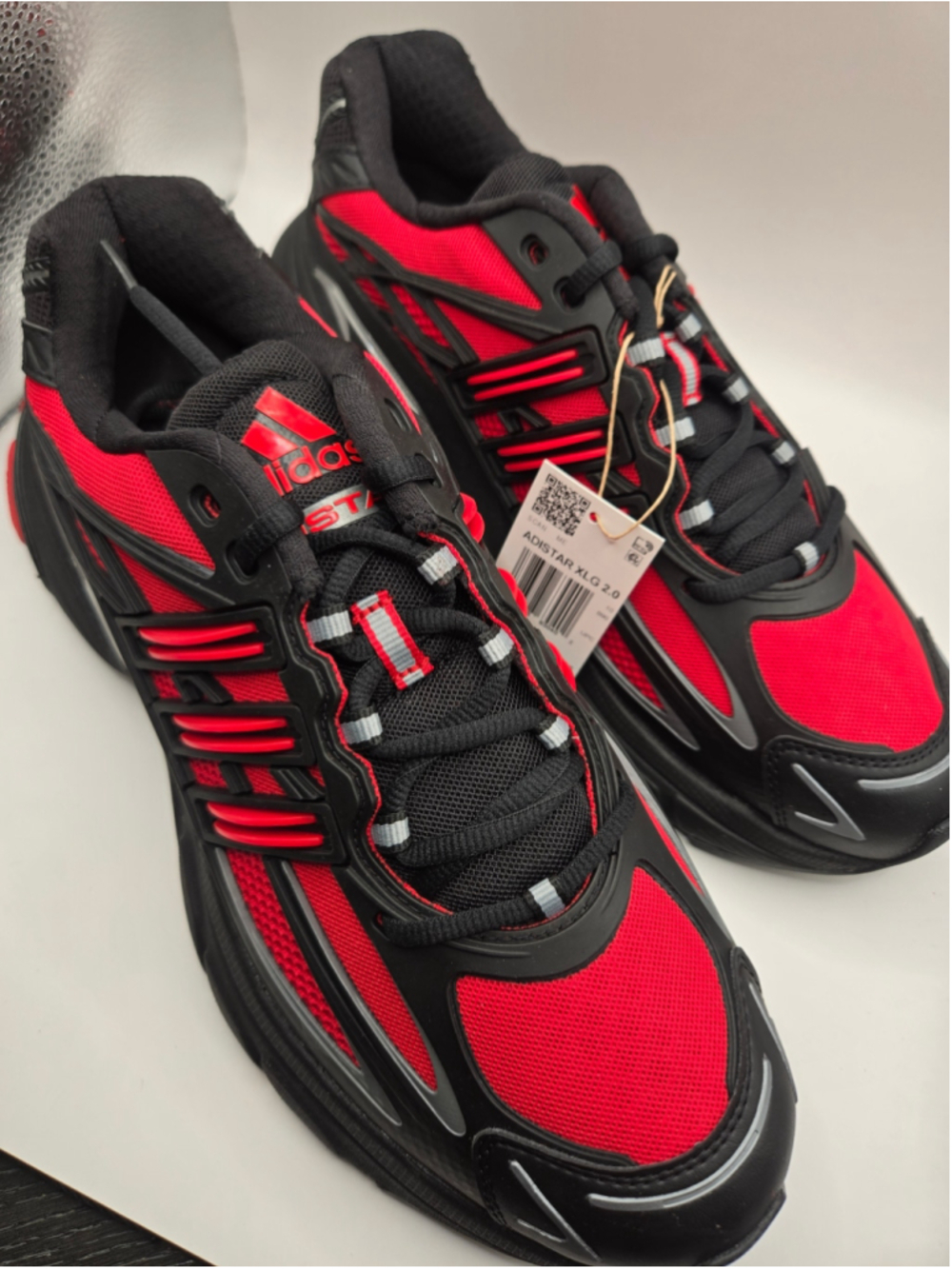 Men's Adidas Adistar XLG 2.0 Sneakers Black and Red Size 10.5 - Picture 2 of 4